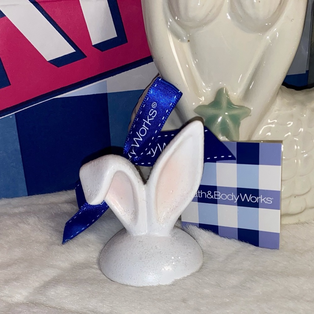 BATH AND BODY WORKS BUNNY EARS MAGNETIC CANDLE TOPPER - Picture 2 of 3